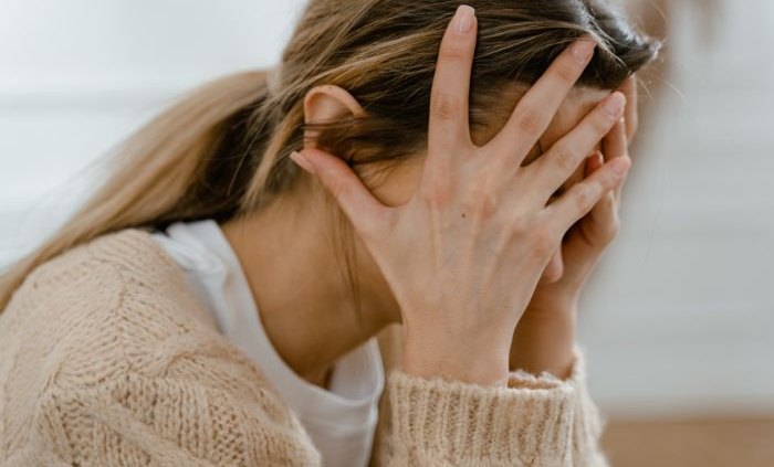 Women and alopecia areata treatment